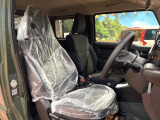 運転席シート廻りは使用感も少なく、良好な状態となっています。丁寧に使われていたことがよくわかりますね。