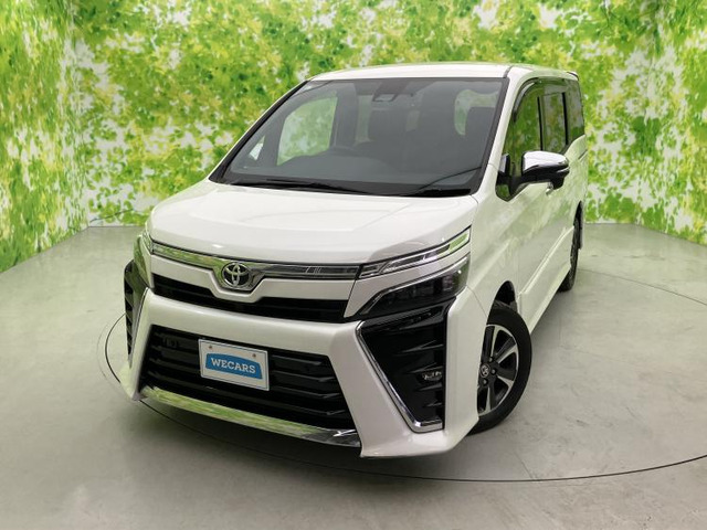 ヴォクシー 2.0 ZS 煌III 4WD 