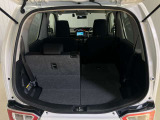 【ラゲッジルーム】後部座席を倒せば大きな荷物も積むことが出来ます!!大きなゴルフバックなどもつめます。