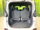 普段のお買い物や通勤、送迎等に十分な荷室スペースを確保しております。セカンドシートを倒すと、大きな荷物の積載も可能です♪