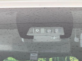 【トヨタセーフティセンス】走行中に前方の車両等を認識し、衝突しそうな時は警報とブレーキで衝突回避と被害軽減をアシスト。より安全にドライブをお楽しみいただけます。
