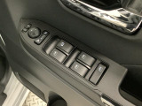 【オプション多数】大好評ボディーへのガラスコーティング施工承ります☆ご納車でキレイなのは当たり前♪その後のお手入れは水洗いでOK!いかに良い状態を保つかがカギ☆純正や社外パーツ等も取り寄せ・取付可能☆
