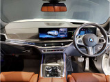 アウトバーンでの走行を見据えたBMWのブレーキシステムはもしもの時にもいち早くマシンを停止してくれます。
