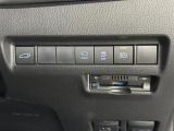 店舗にて現車の確認もいただけますので、お電話で在庫のご確認の上是非ご来店くださいませ。