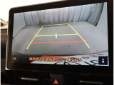 苦手な車庫入れも安心のバックモニター装備☆彡