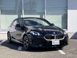 BMW Card (Visa)とBMW Diners Cardの2種類をご用意しております。充実のポイントプログラムや多様なサービスの他にカード契約期間中はBMWエマージェンシー・サービスが24時間365日ご利用いただけます。