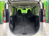 普段のお買い物や通勤、送迎等に十分な荷室スペースを確保しております。セカンドシートを倒すと、大きな荷物の積載も可能です♪