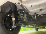 お車を安心してお乗りいただく為には、足回りの定期点検が欠かせません。サービスサポート(有償保証)では無料点検もご提供しており、安心のカーライフをお過ごしいただけるサポート体制が整っています。
