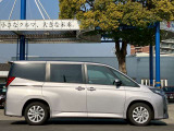ぜひ、ご来店いただきご覧くださいませ。また、当店サービススタッフが整備してご納車させていただくのはもちろんのこと、掲載している全車両に保証をお付けすることができますので安心してお乗りいただけます。