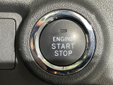 【スマートキー(エンジンスタートストップスイッチ)】スマートキー(電子キー)を持っていれば、スイッチを押すだけでエンジンをかけることができます!