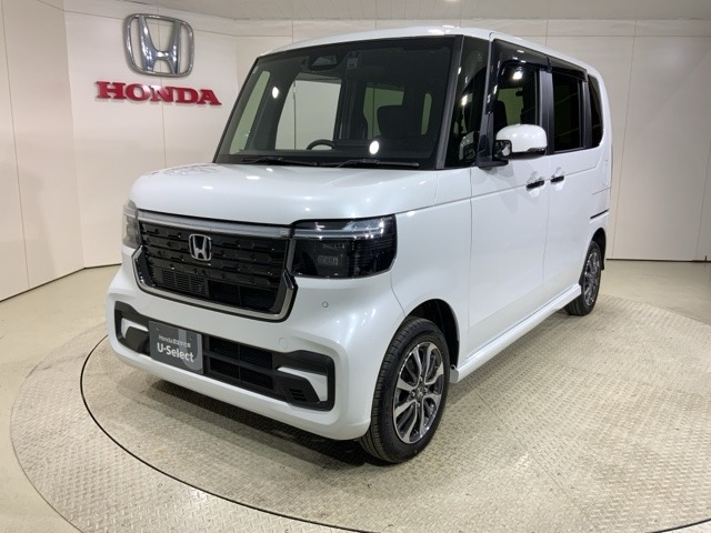 N-BOXカスタム  カスタム 660 4WD