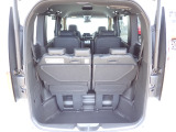 ◆定員乗車時のカーゴルームです。普段のお買い物の荷物やたくさんの収納が可能です。