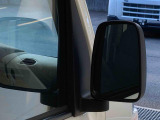 お車の状態をしっかりとお伝えするために1台の車両に付き40枚以上の画像を用意しております。外装はもちろん、室内の装備やお車の特徴などごらんください。