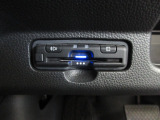 今や標準装備になりつつあるETC車載器も装着されております。料金所を通過するときも楽々です。
