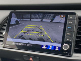■バックカメラ■ガイドラインが表示されるので、バック駐車が苦手な方でも安心です!ギアをリバースに入れれば自動的に切り換わりますので、面倒な操作も不要です♪狭い駐車場もお車を傷つけず安心ですね!