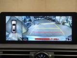 バックカメラ付きで運転が苦手な方の車庫入れもラクラクです。後方の死角部分がモニターに映し出されるので安全性もアップ!
