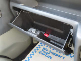 グローブボックスです。