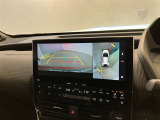 モニターガイドが付いているのでショッピングなどの狭い駐車場や車庫入れなどの時もしっかりと確認しながらバックができるので安心してお出かけできますよ。
