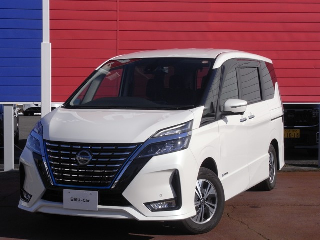 セレナ 1.2 e-POWER ハイウェイスターV 