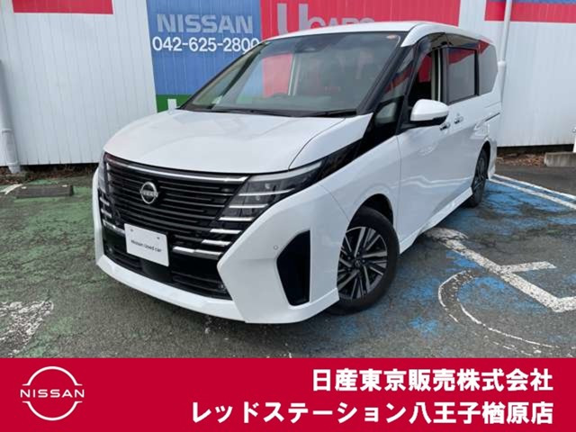 セレナ 1.4 e-POWER ハイウェイスターV 