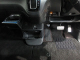 車内もクリーニング済みです。