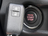 【スマートキー(エンジンスタートストップスイッチ)】スマートキー(電子キー)を持っていれば、スイッチを押すだけでエンジンをかけることができます!