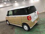 両側電動スライドドアで送迎も楽になりますね。