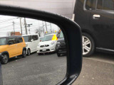 安全装備の【BSM】ブラインドスポットモニタリングを装着!!側面後方の視界に入らない車両がある場合に知らせてくれるので、車線変更が苦手な方もも安心です!!