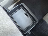 助手席シートアンダーボックス☆MAX2kgまで載せれます☆