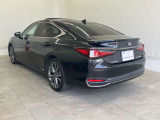 ES 300h Fスポーツ 