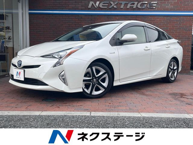 トヨタ プリウス 