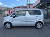届出済未使用車を一人でも多くの方に提供できるよう専門スタッフがしっかりと説明し、相談にのらせていただきます。