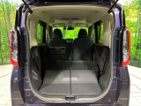 普段のお買い物や通勤、送迎等に十分な荷室スペースを確保しております。セカンドシートを倒すと、大きな荷物の積載も可能です♪