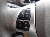 ステアリングスイッチが装備されておりステアリングから手を離す事無くオーディオ類の操作が可能ですので非常に便利です♪