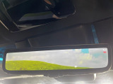 【デジタルインナーミラー】カメラが撮影した車両後方の映像をルームミラー内に表示。クリアな視界で状況の確認が可能です!※ドラレコ機能ご利用には別途SDカードをご用意いただく場合があります。