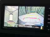 【パノラマモニター】専用のカメラにより、上から見下ろしたような視点で360度クルマの周囲を確認することができます☆死角部分も確認しやすく、狭い場所での切り返しや駐車もスムーズに行えます。
