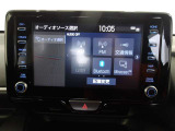 ディスプレイオーディオを装備。スマホとクルマをつなぐことで、これまでのナビに加えて、いろんなサービスが楽しめます。
