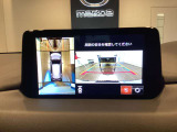 【360&deg;ビューモニター】専用のカメラにより、上から見下ろしたような視点で360度クルマの周囲を確認することができます☆死角部分も確認しやすく、狭い場所での切り返しや駐車もスムーズに行えます。