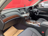 ご納車前にスタッフが入念に清掃し気持ちよく乗り出せるように致します。