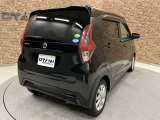 ■充実のアフターサービス■ 車の販売はもちろん、自社整備工場・自社鈑金工場・オイル交換&点検専門店舗を完備しておりますので納車後もお客様のカーライフをトータルでサポートいたします。