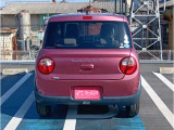 内装もシートやステアリングにスレも無く、良い状態です♪大切に使用されていたお車です!