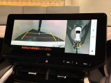 全方位モニターがついています! 車の周囲を360&deg;安全確認できるので、普段の駐車はもちろんの事、縦列駐車や幅寄せの際にも活躍してくれますよ。