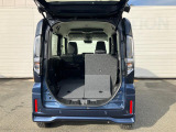 リヤシートも全車消毒済み。シートを倒すとゆったりとした室内空間に★レジャーにショッピングに大活躍!シートは左右別々に動くのでアレンジいろいろ!