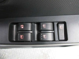 運転席から操作可能なパワーウィンドウ!