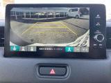 純正リアカメラ装備、初心者の方やバックが不安な方でも安心して車庫入れができるリバース連動リアカメラが装着されています。狭い駐車場や雨の日の夜間でもストレスなく運転していただけます