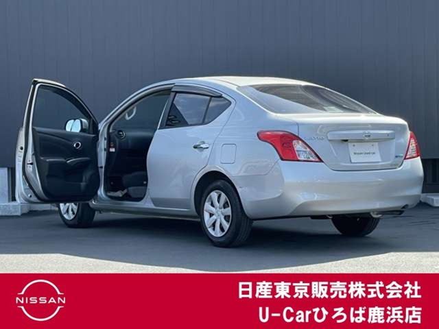 ラティオ1.2 G 助手席回転シート