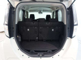 広々としたラゲージスペースを備えています。大きなものや長さのある荷物もしっかりと積み込めます。