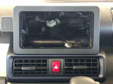当車両はオーディオレスです。多彩なナビゲーション・オーディオをご用意しております。詳しくは当店スタッフにお問い合わせください。