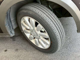 14インチアルミホイールです!タイヤの溝も十分に残っています!