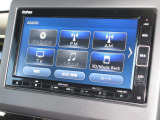 ナビゲーションはギャザズメモリーナビ(VXM-214VFi)を装着しております。AM、FM、CD、DVD再生、Bluetooth、音楽録音再生、フルセグTVがご使用いただけます。